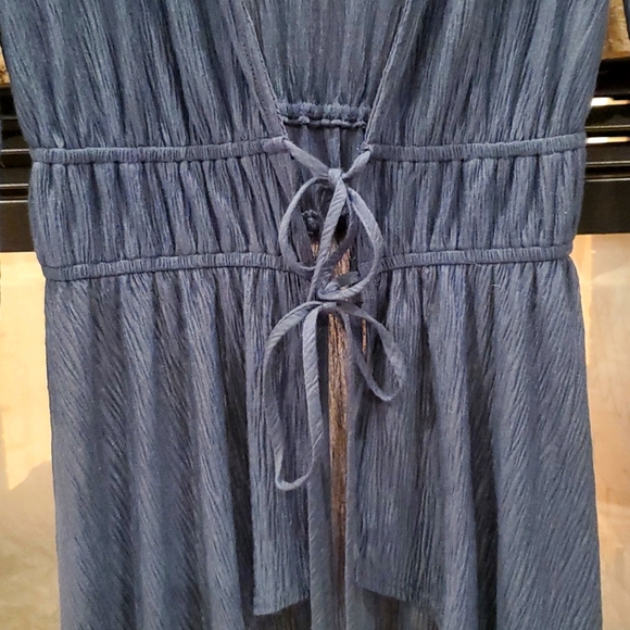 Top - Picture 2 of 7